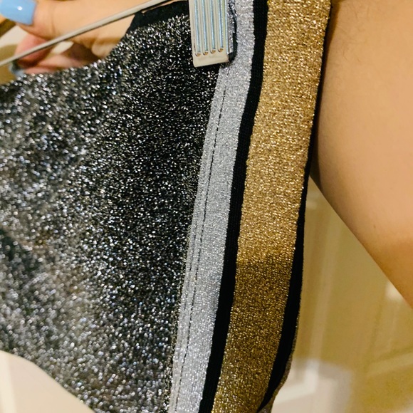 Tube top with a little sparkle. - Picture 3 of 4